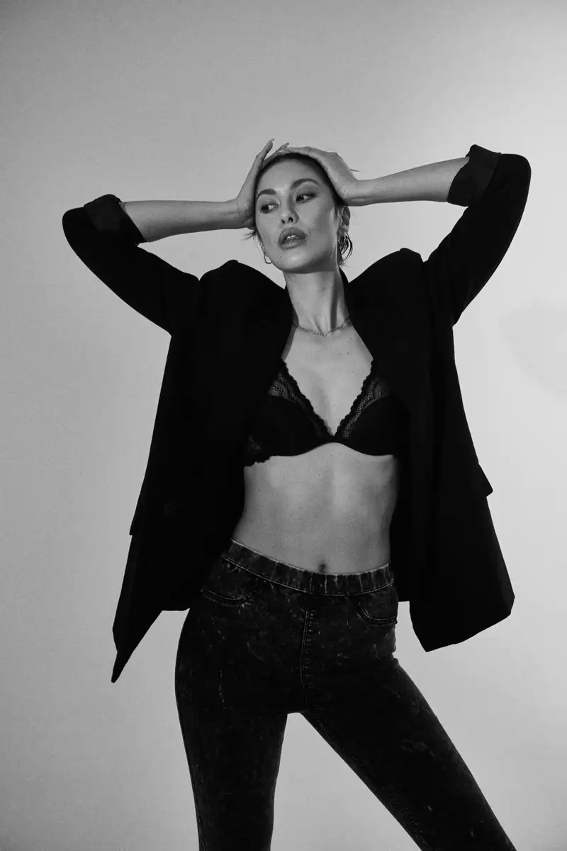 /asset/images/Shom_19OCT22_4029 1.webp